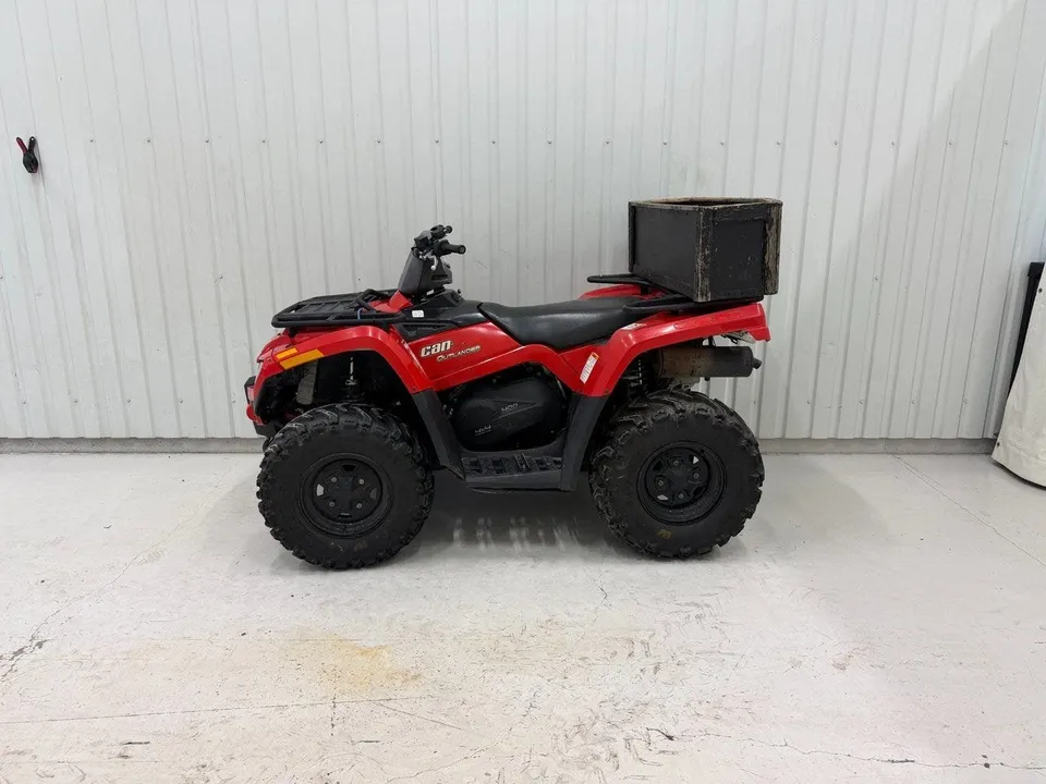 Can-Am Outlander 400 2013, bild 2