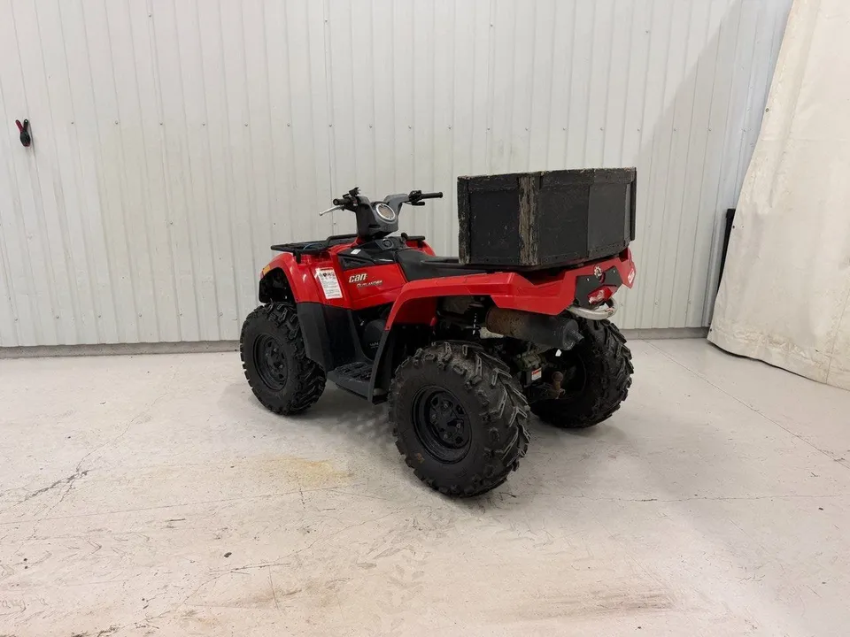 Can-Am Outlander 400 2013, bild 3