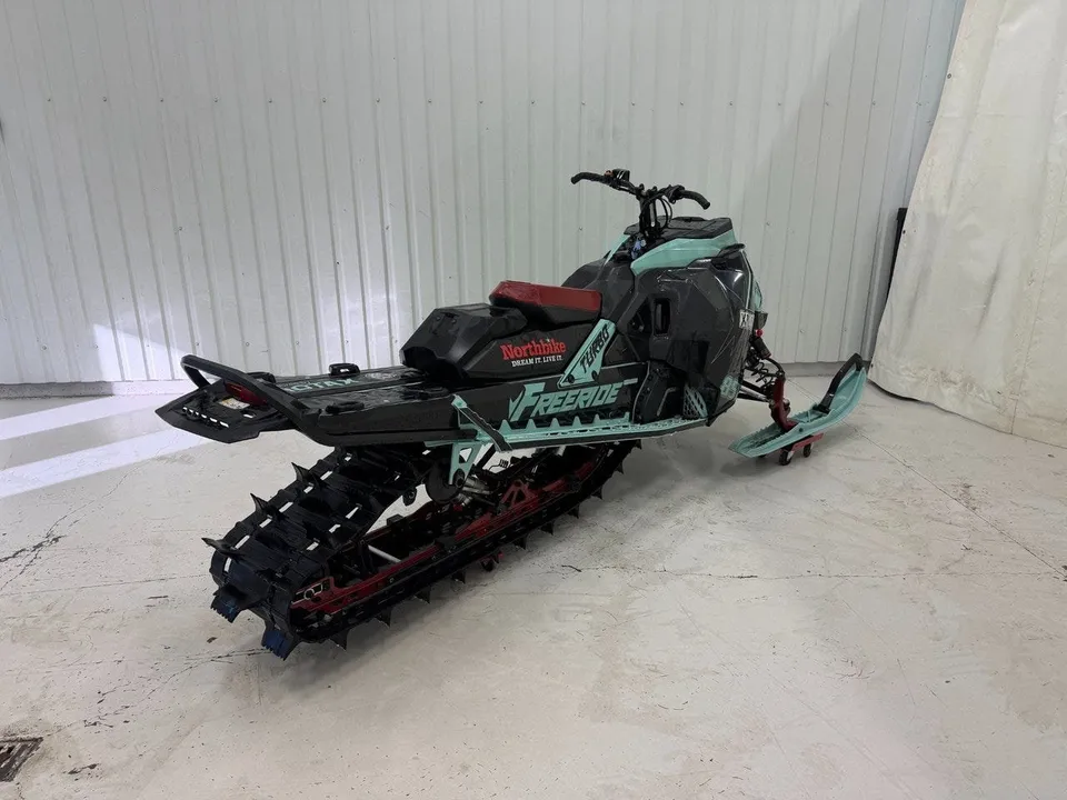 Ski-Doo Freeride Std 850 E-tec Turbo 2024, bild 4
